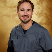 Dr. med. Dr. Raphael Wirth
