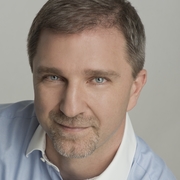 Dr Csaba Viczian