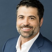 Dr Aric Aghayan