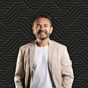 Dr. Marcio Freitas