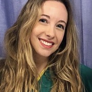 Dra. Laura Cabañas Weisz