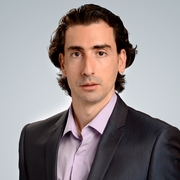 Dr Dr. Konstantinos Seretis