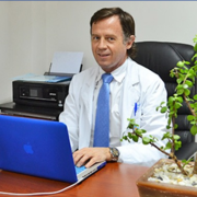 Dr. Francisco Ricaurte