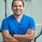 Dr. Adrián Brenes
