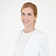 Dr. med. Dr. med. Isabel Reisenauer