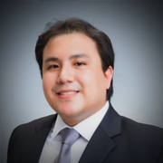 Dr. Ricardo Ariel Kam V.