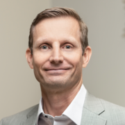 Dr Daniel Lee