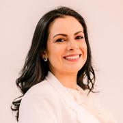 Dra. Karoline Costa Ferreira Peixoto
