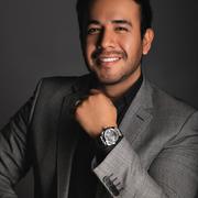 Dr. Grover Anthony Méndez Poma