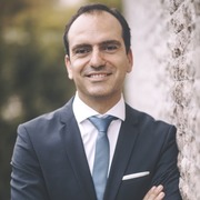 Dr. Eduardo Matos