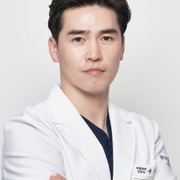 Kyoung Ho Song 경호 송