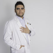 Dr. Guillermo Echeverría Dávila