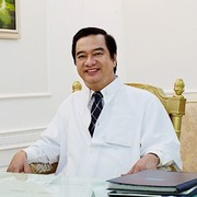 Bác sĩ Thanh Van Nguyen